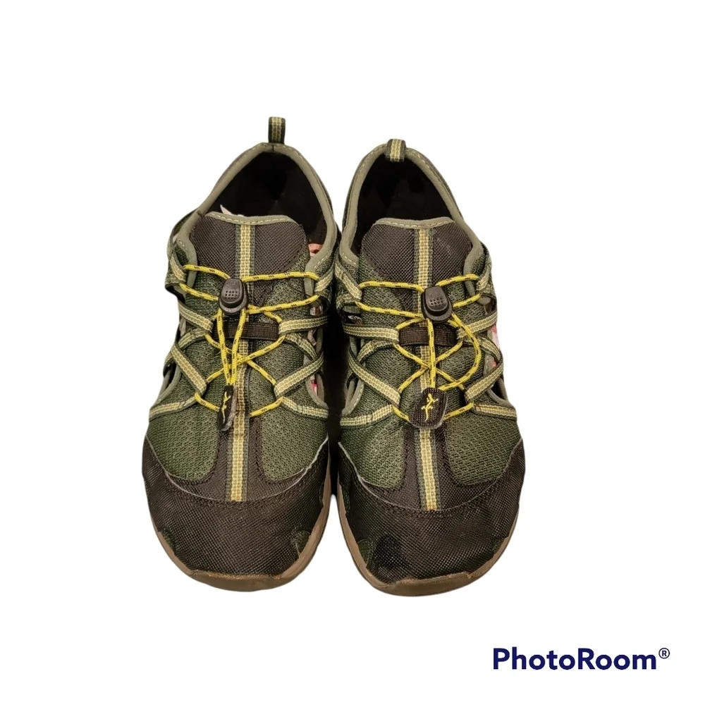 Chaco synthetic mesh