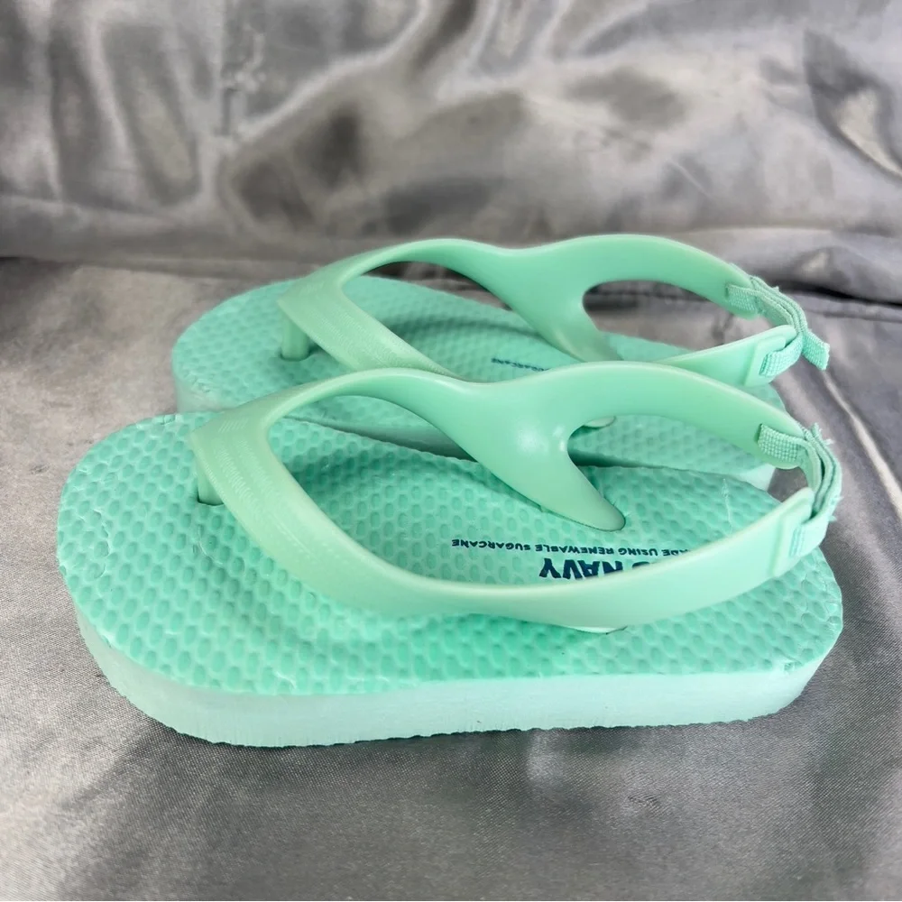 Old Navy Flip Flops Toddler Unisex Size 5 Mint Green Elastic Back Strap Beach‎