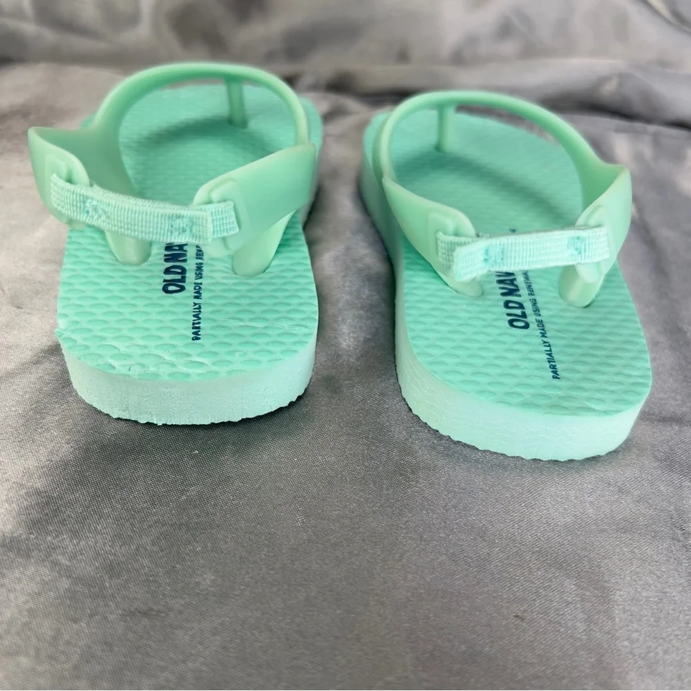 Old Navy Flip Flops Toddler Unisex Size 5 Mint Green Elastic Back Strap Beach‎