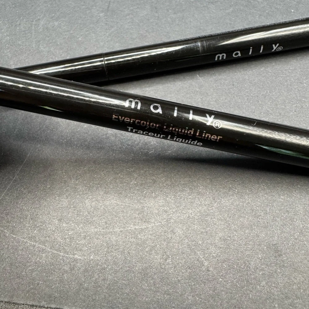 NWT Set of 2 Mally Evercolor Liquid Liner- Ebony Color- No box