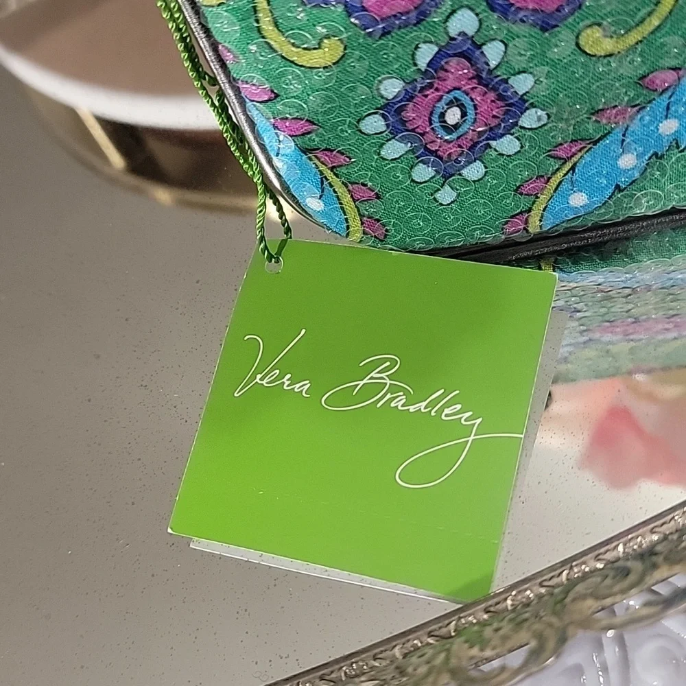 Vera Bradley paisley smoke 5x4