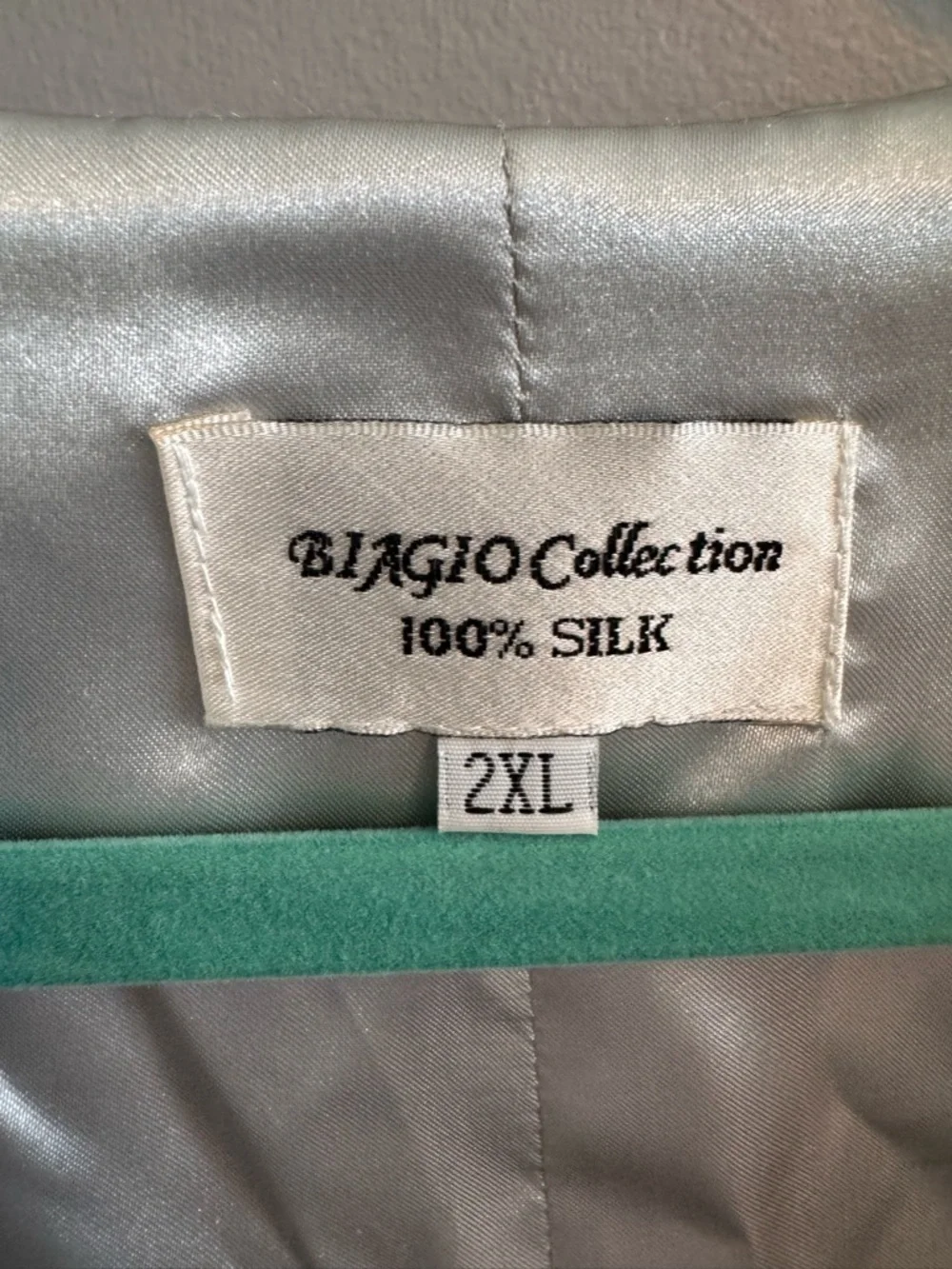 BIAGIO sleek silver