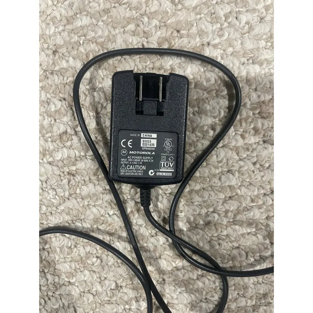 Motorola SPN4604A AC Power Adapter 4.8V 1.1A Charger