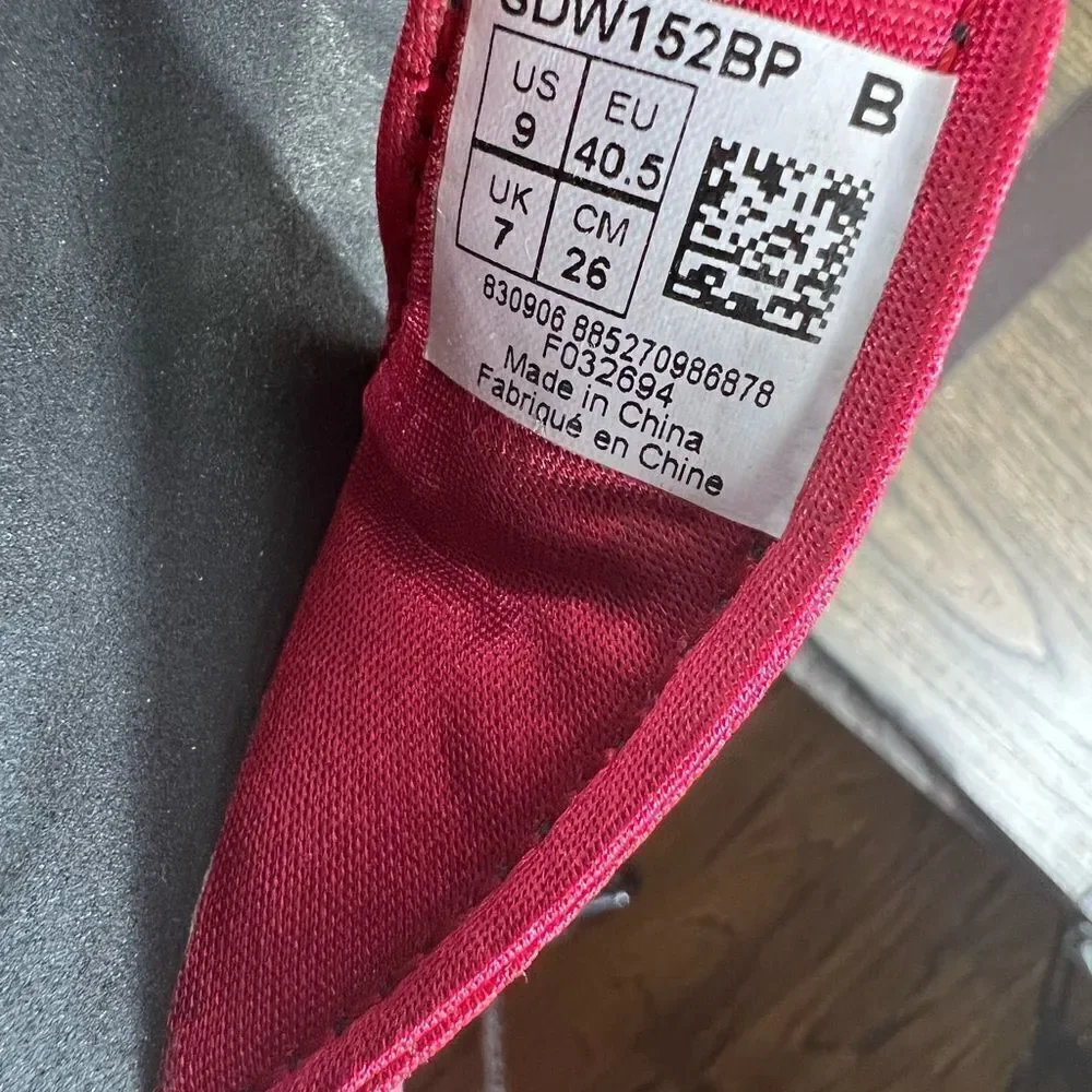 New Balance gently used