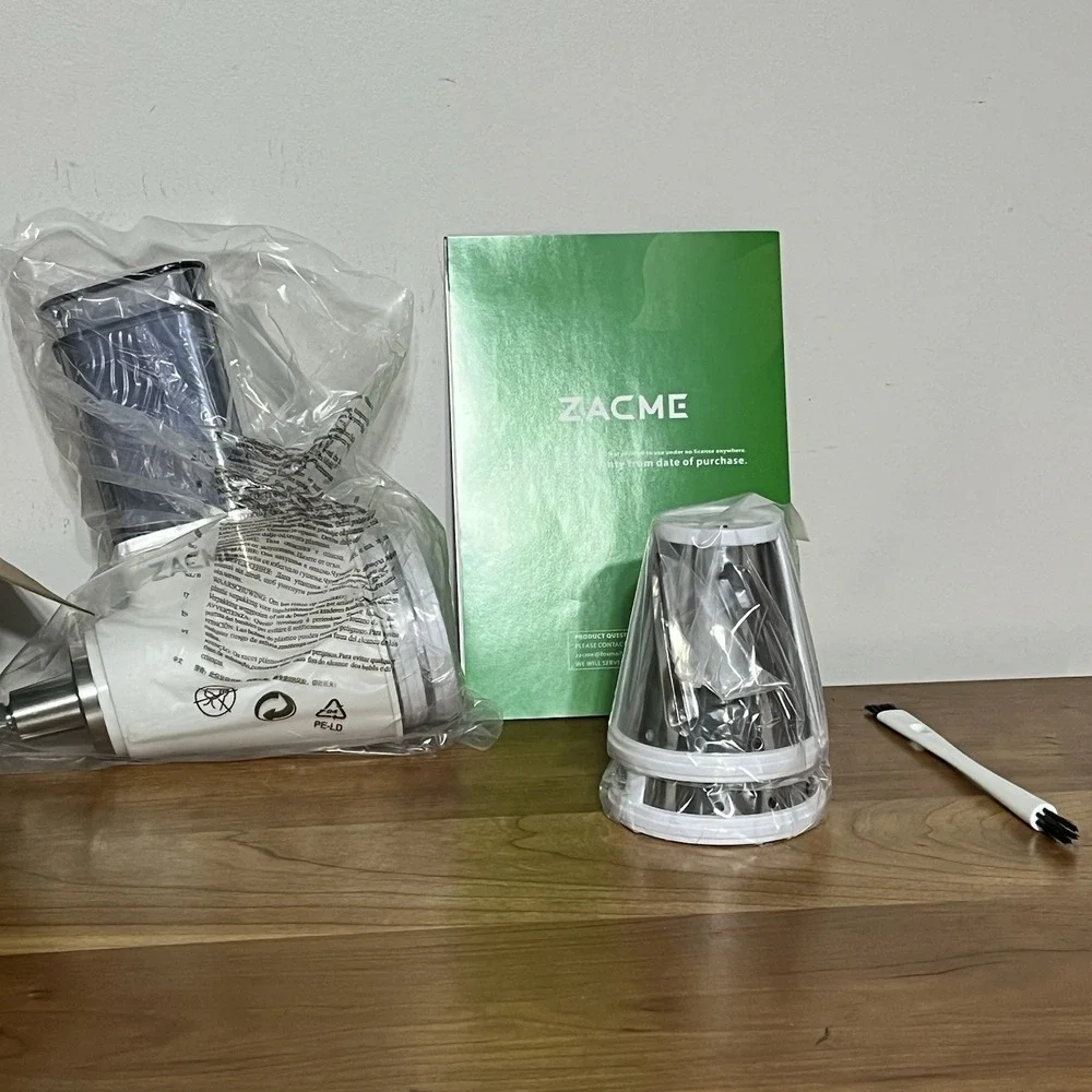 Zacme stand shredder perfect