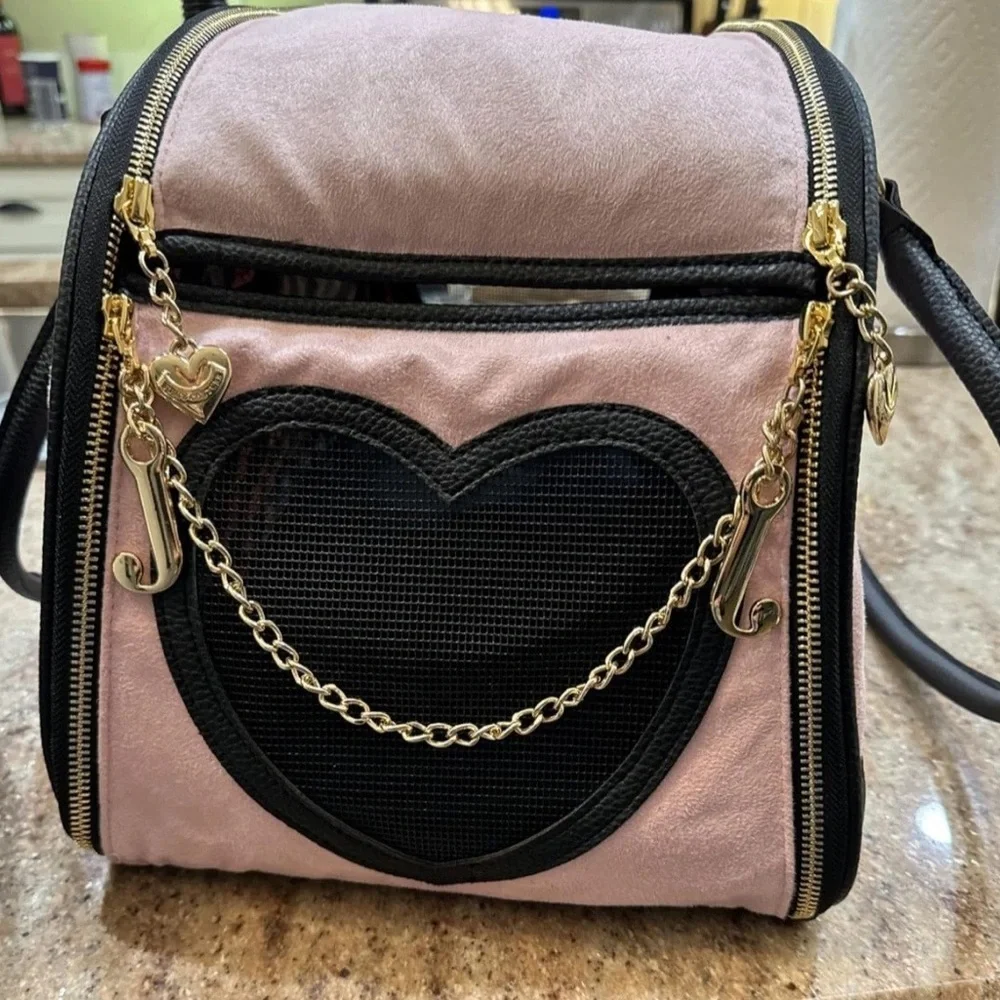 Juicy Couture fashionable juicy
