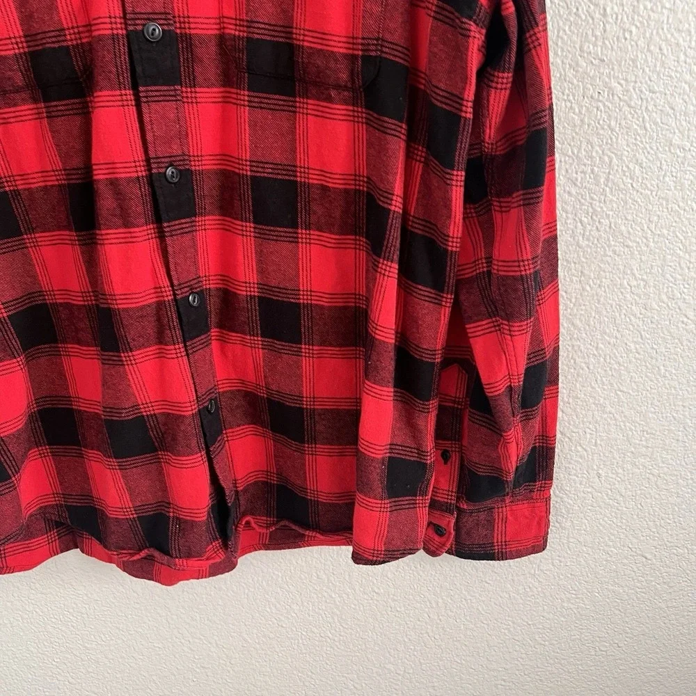 GAP men red