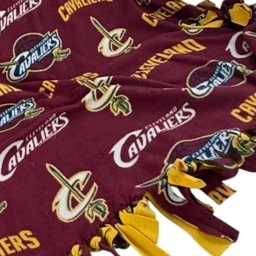 Cleveland Cavaliers‎ NBA Basketball Fleece Fabric No Sew Throw Blanket