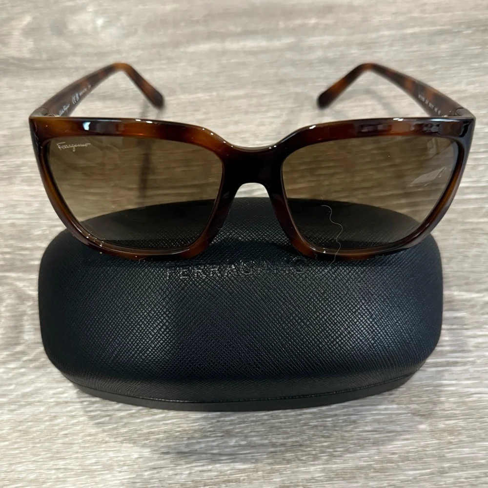 Salvatore Ferragamo salvatore ferragamo