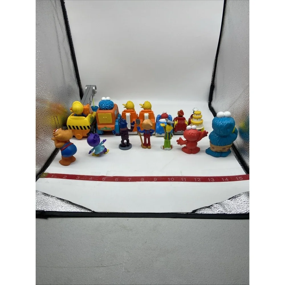 Sesame Street Figures & Muppets  Lot (14) Some Vintage Big Bird Gonzo Ernie Burt