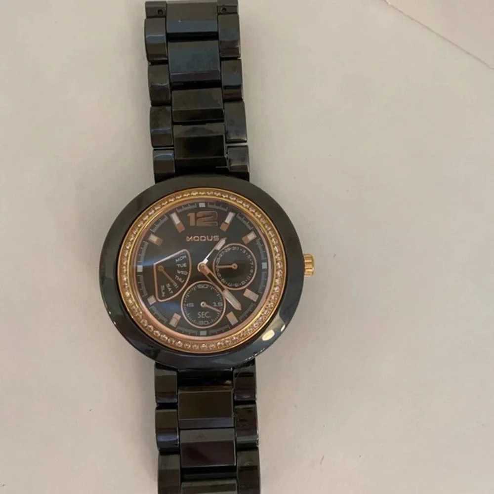 Modus stainless watch
