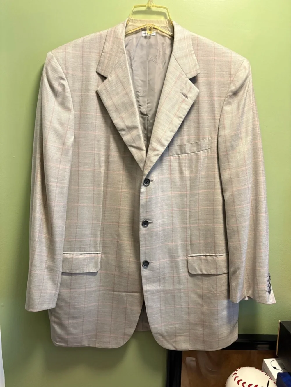Brioni like new