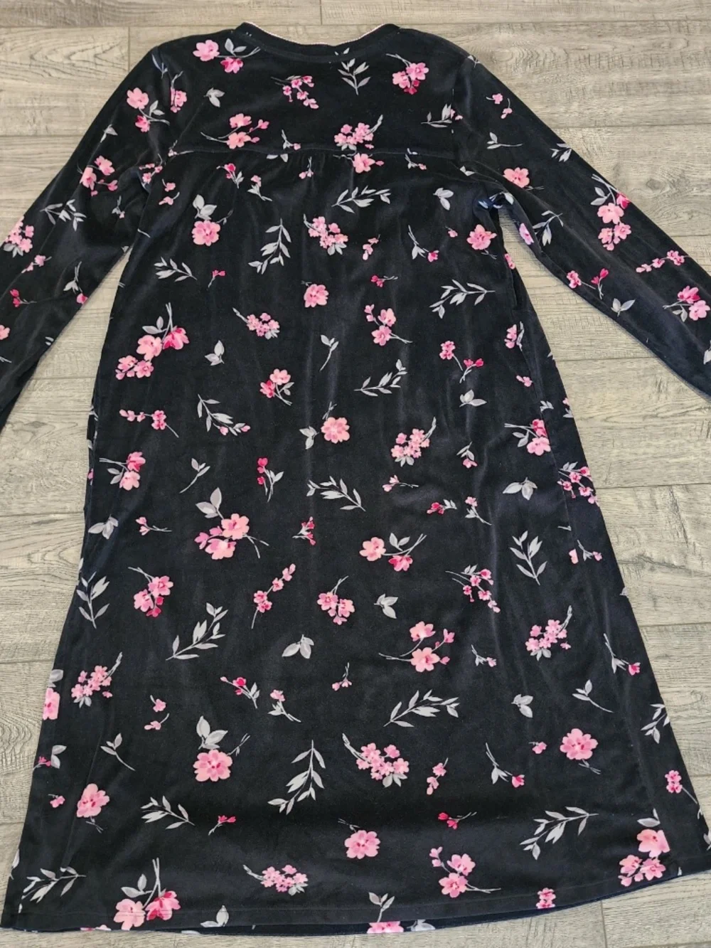 Aria Collection Nightgown Womens Size M Black Ditsy Floral Long Sleeve Pockets