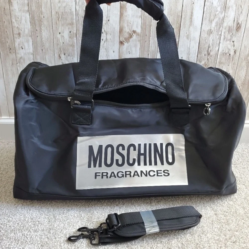 Moschino sleek duffel