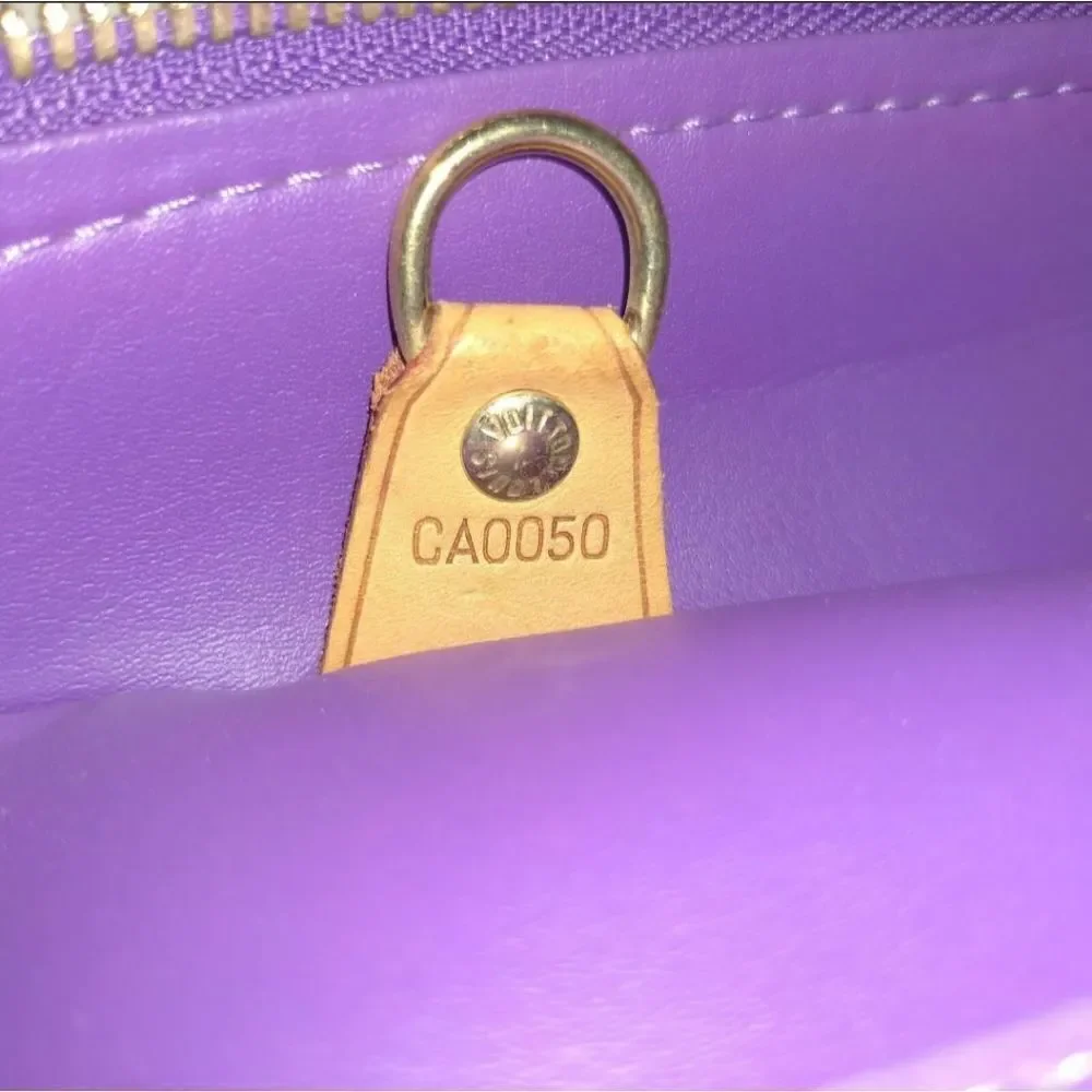 Authentic Louis Vuitton LV Hand Bag M91081 Sutton Purple/Bronze Vernis 2104323.