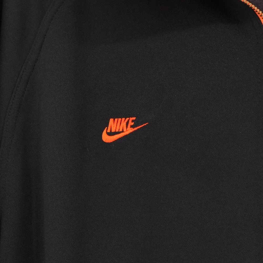 Nike ** shows