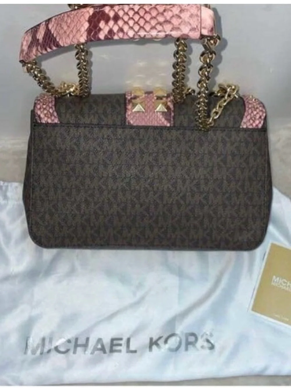 Michael Kors Brown Monogram Shoulder Bag with Pink Trim and Gold Hardware<Rare>✨