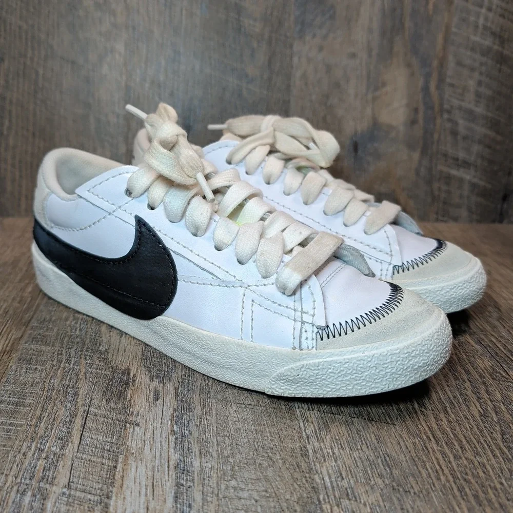 Nike Blazer Low '77 Jumbo Womens Size 9 White Black Sail Sneakers DQ1470-101