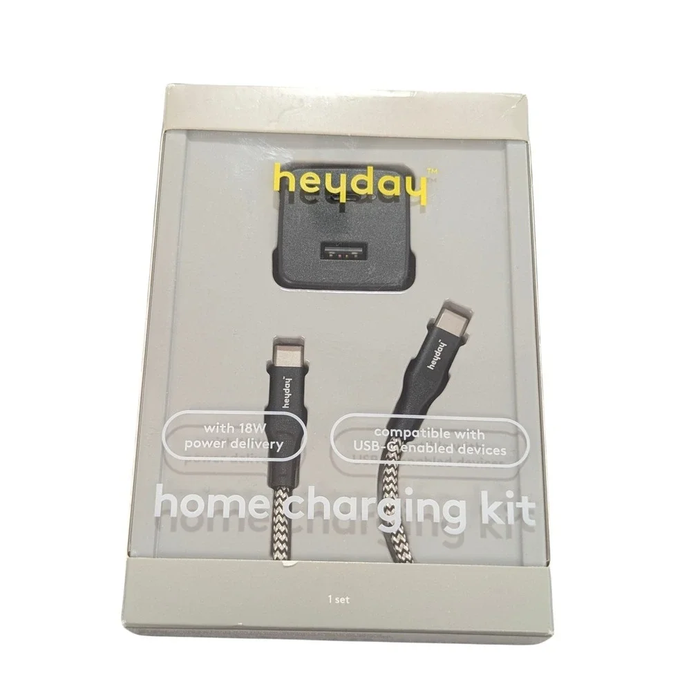Z8O heyday 2-Port USB-A USB-C Wall Charger 6' USB-C‎ to USB-C Braided Cord Black