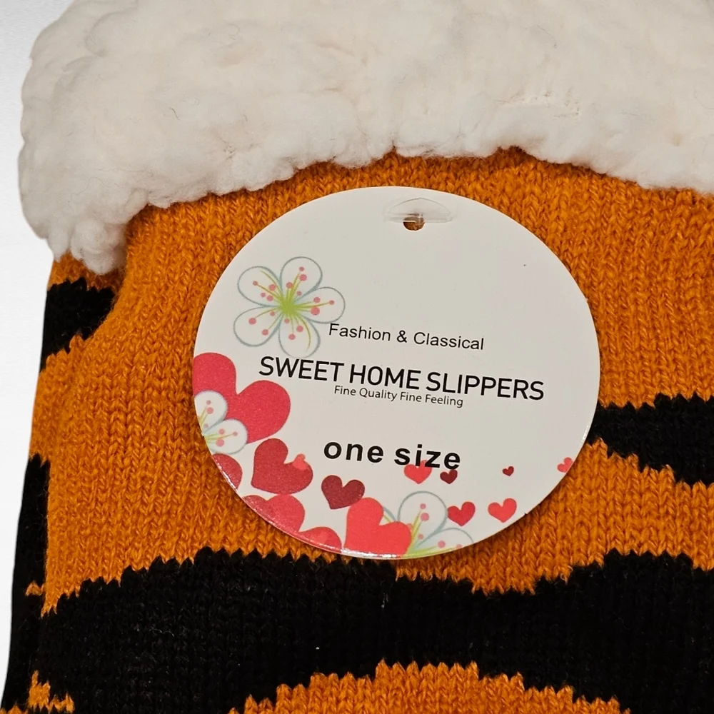 Tiger Sherpa Lined Slipper Socks Non Skid One Size