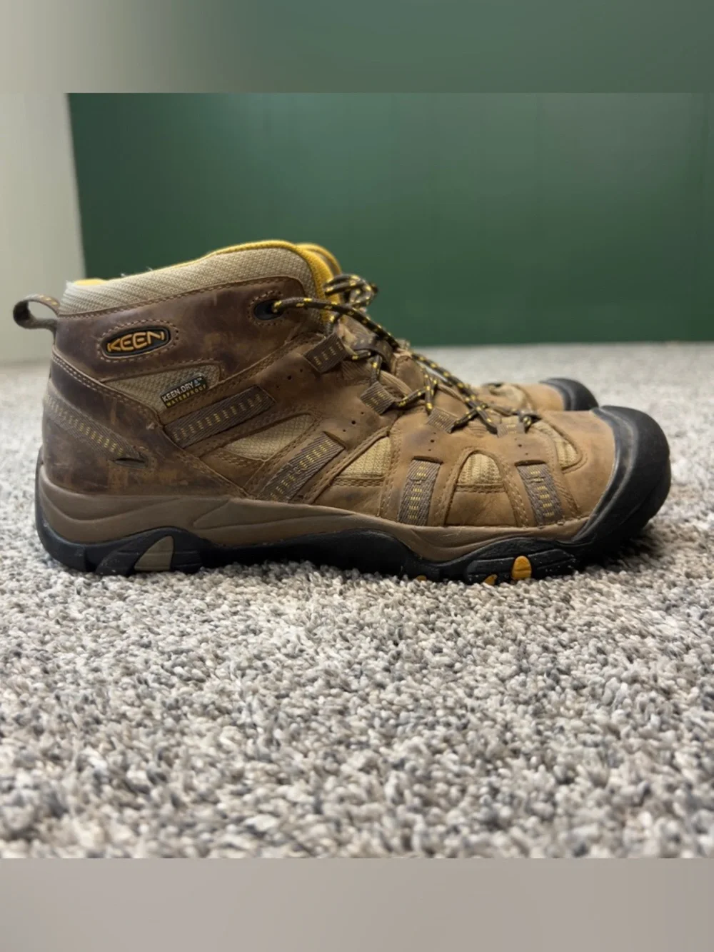 KEEN Brown and Tan Waterproof Men's Hiking Boots