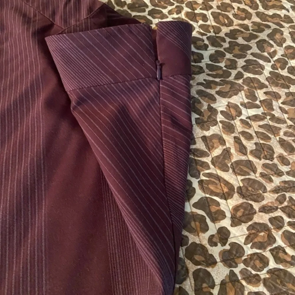 Old Navy line closet striped