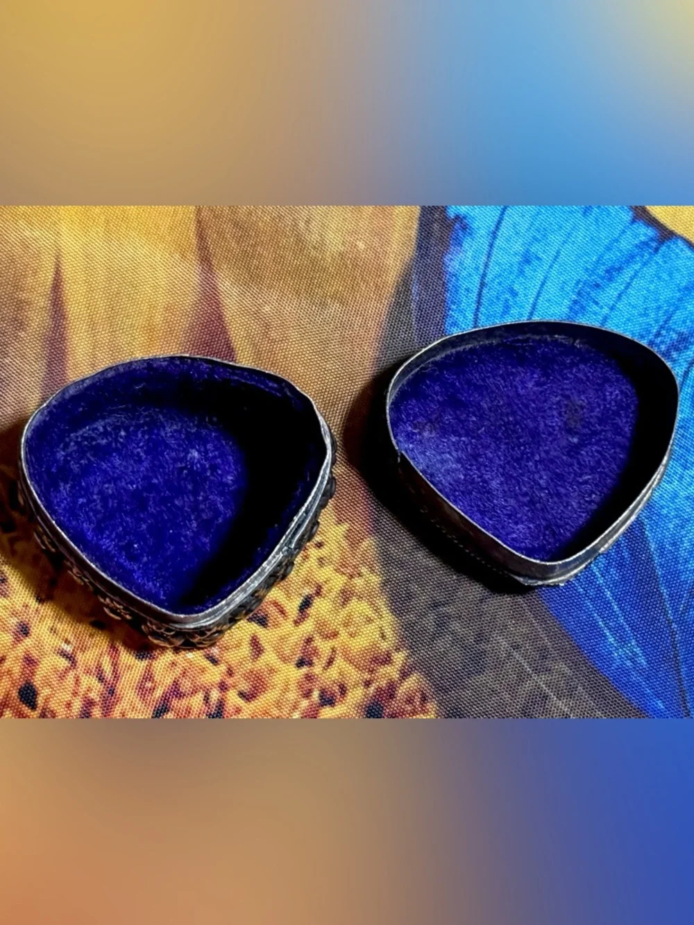 Witchy Vintage Trinket Box with Gemstones – Velvet Lined Altar Box