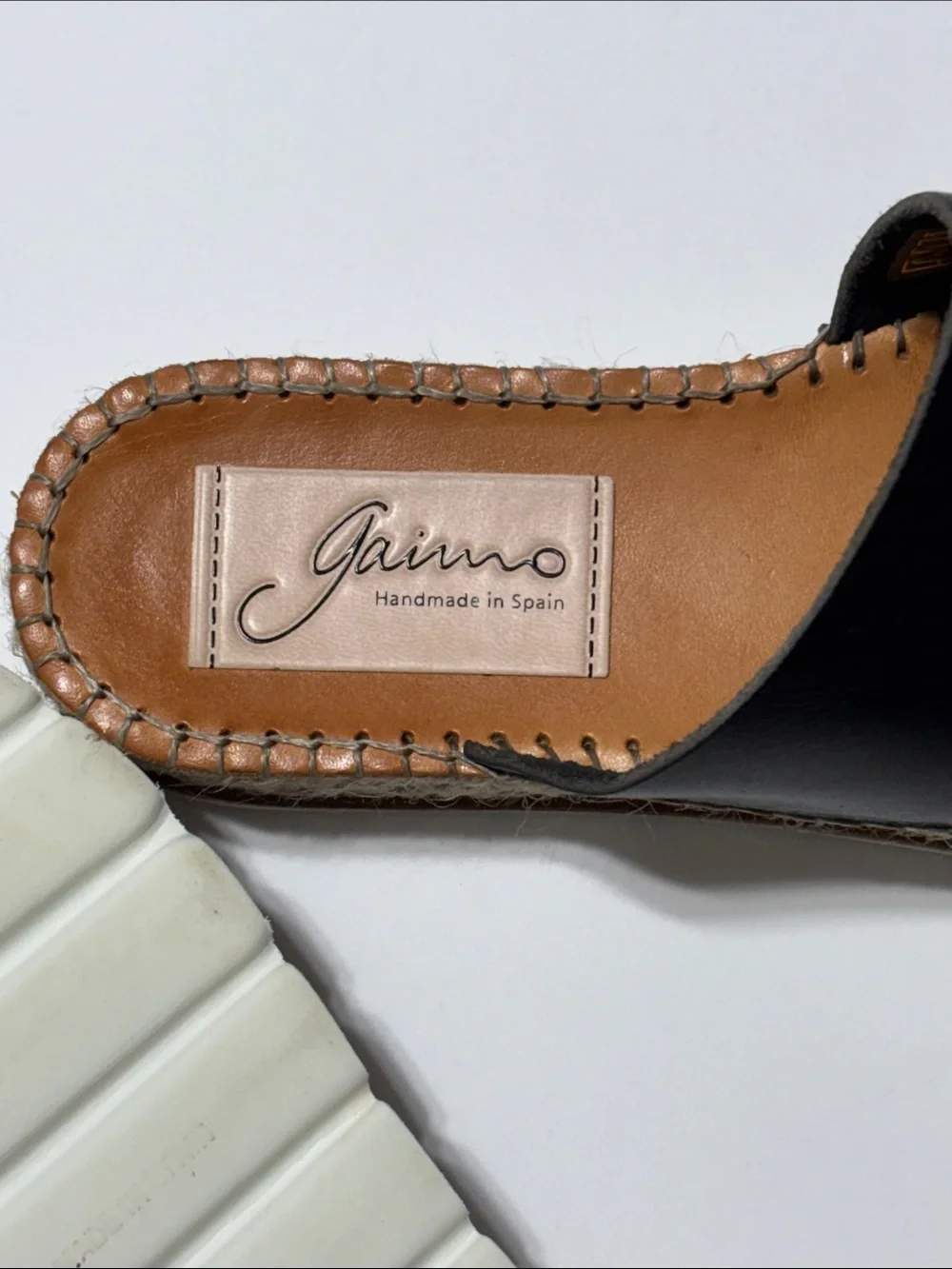 Gaimo sleek leather