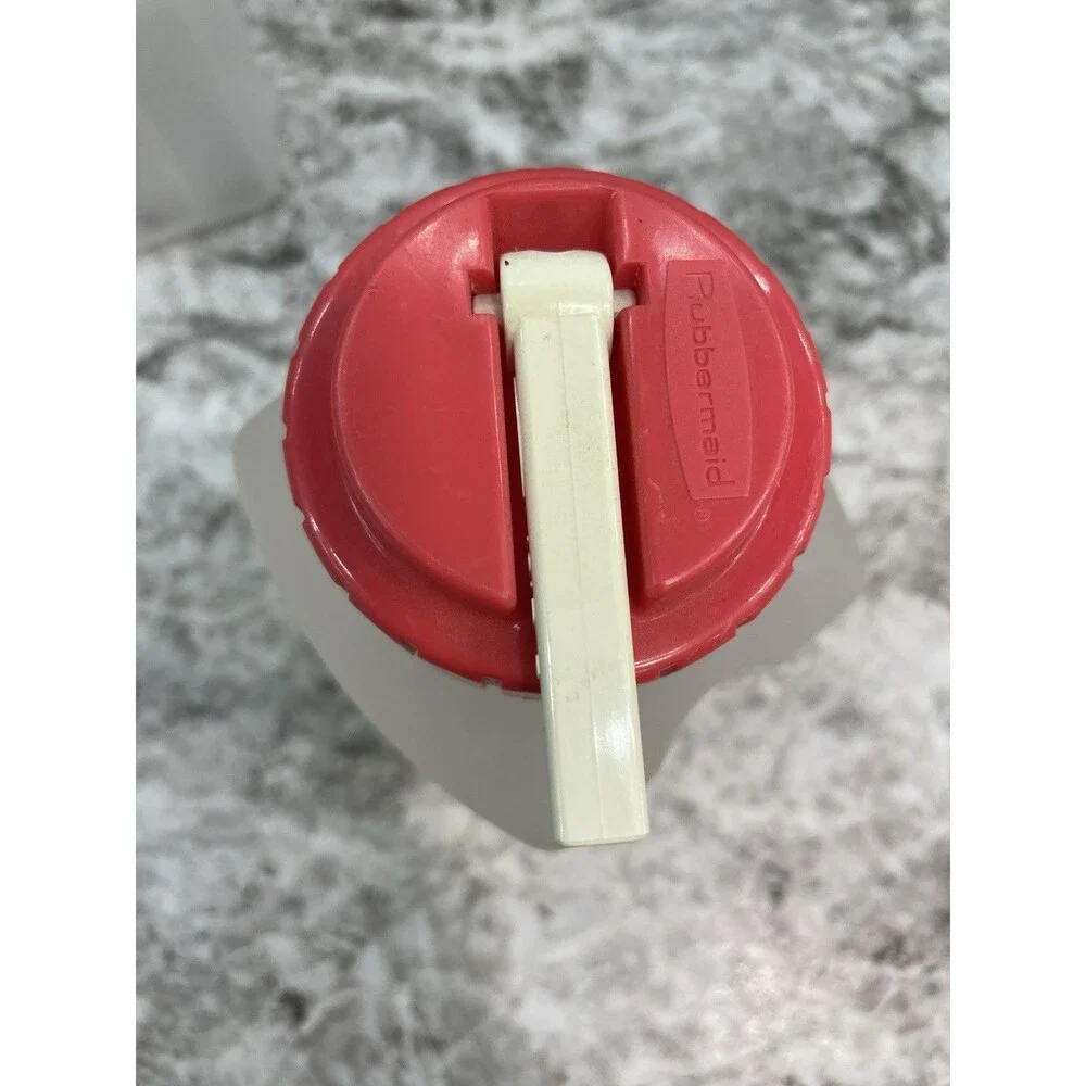 Rubbermaid vintage sippin