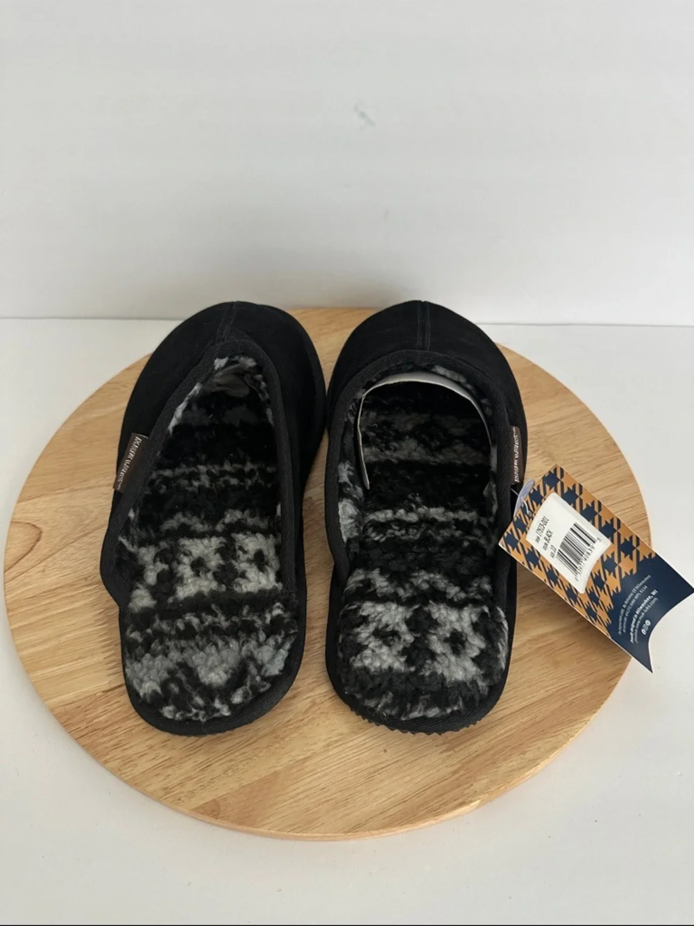 Muk Luks new black