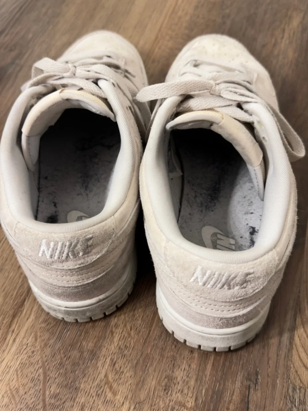 Nike classic low