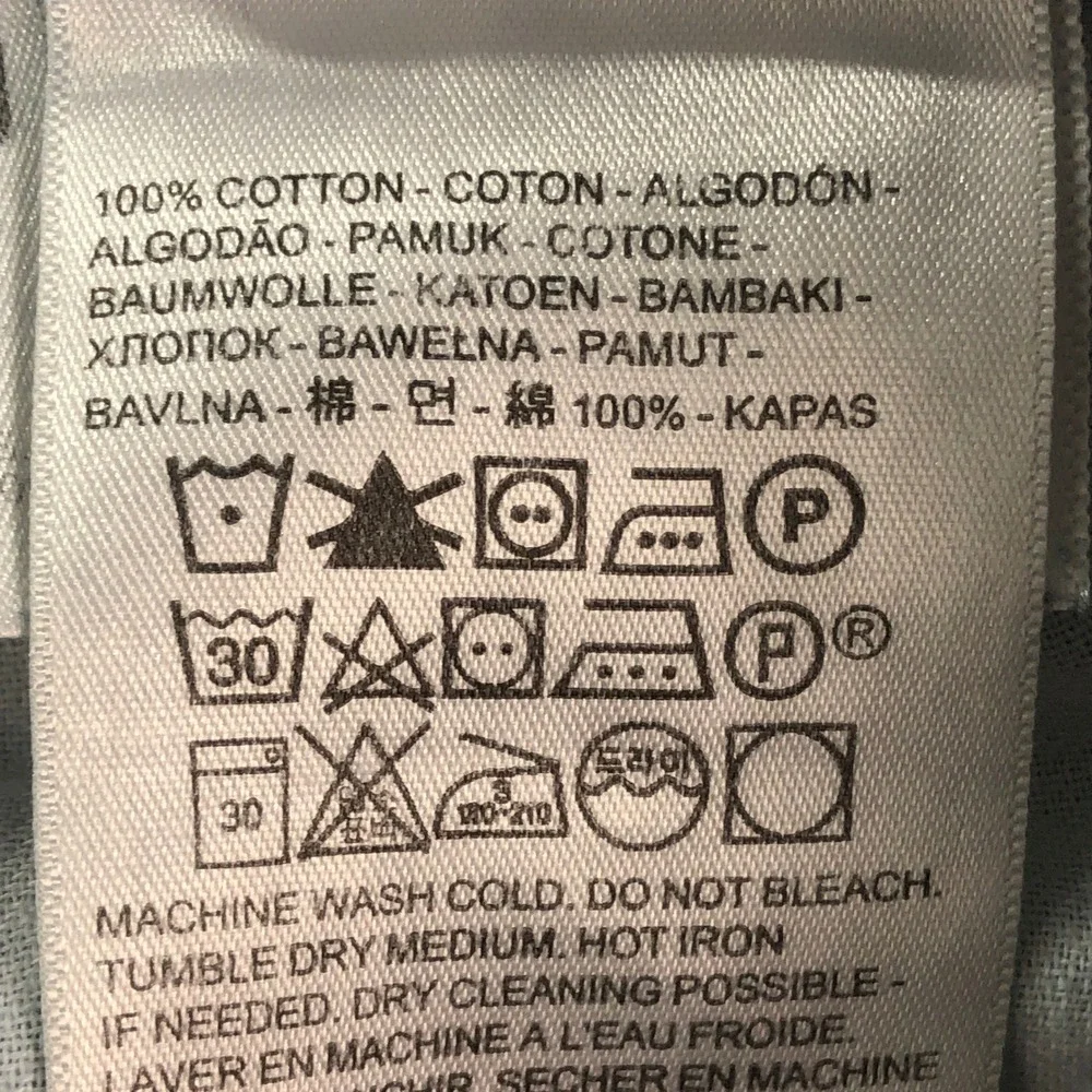 Levis levi mens