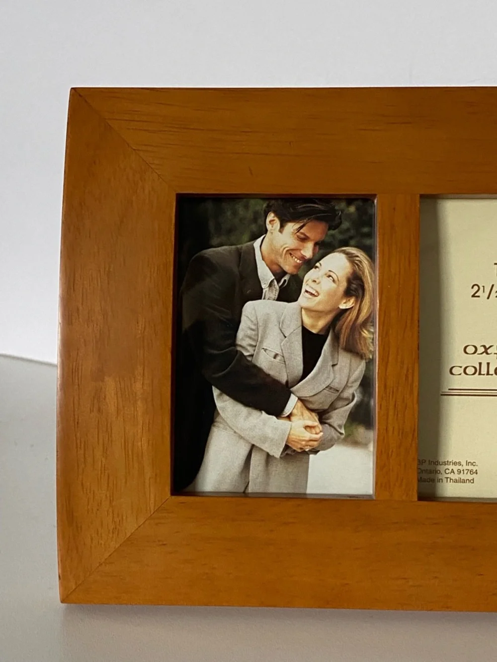 Unbranded double frame