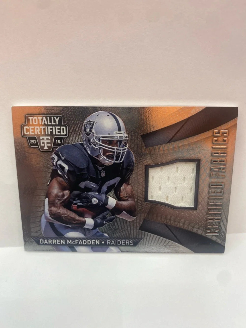 2014 Panini Totally Certified Fabrics Darren McFadden Raiders #CF-DA (087)