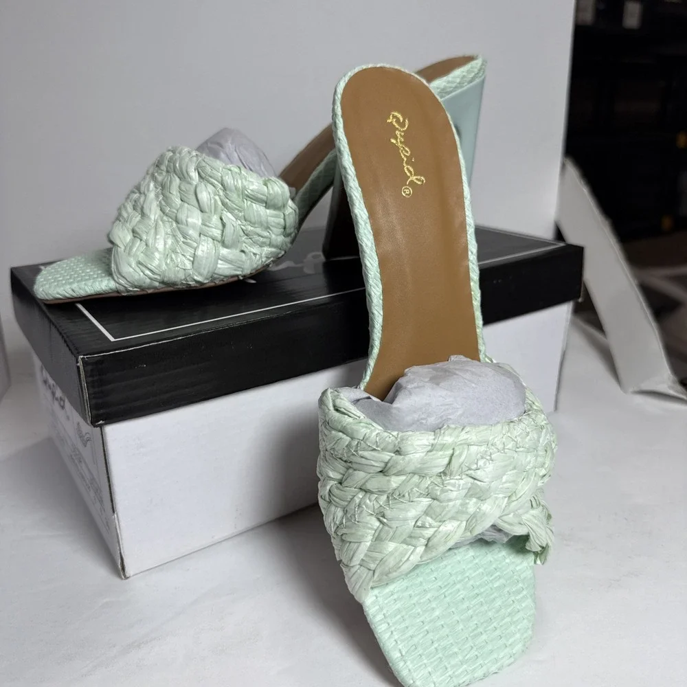Qupid Menthol Mint Green Pastel Raffia Braided Heels Pumps‎ Sandals NEW Size 7