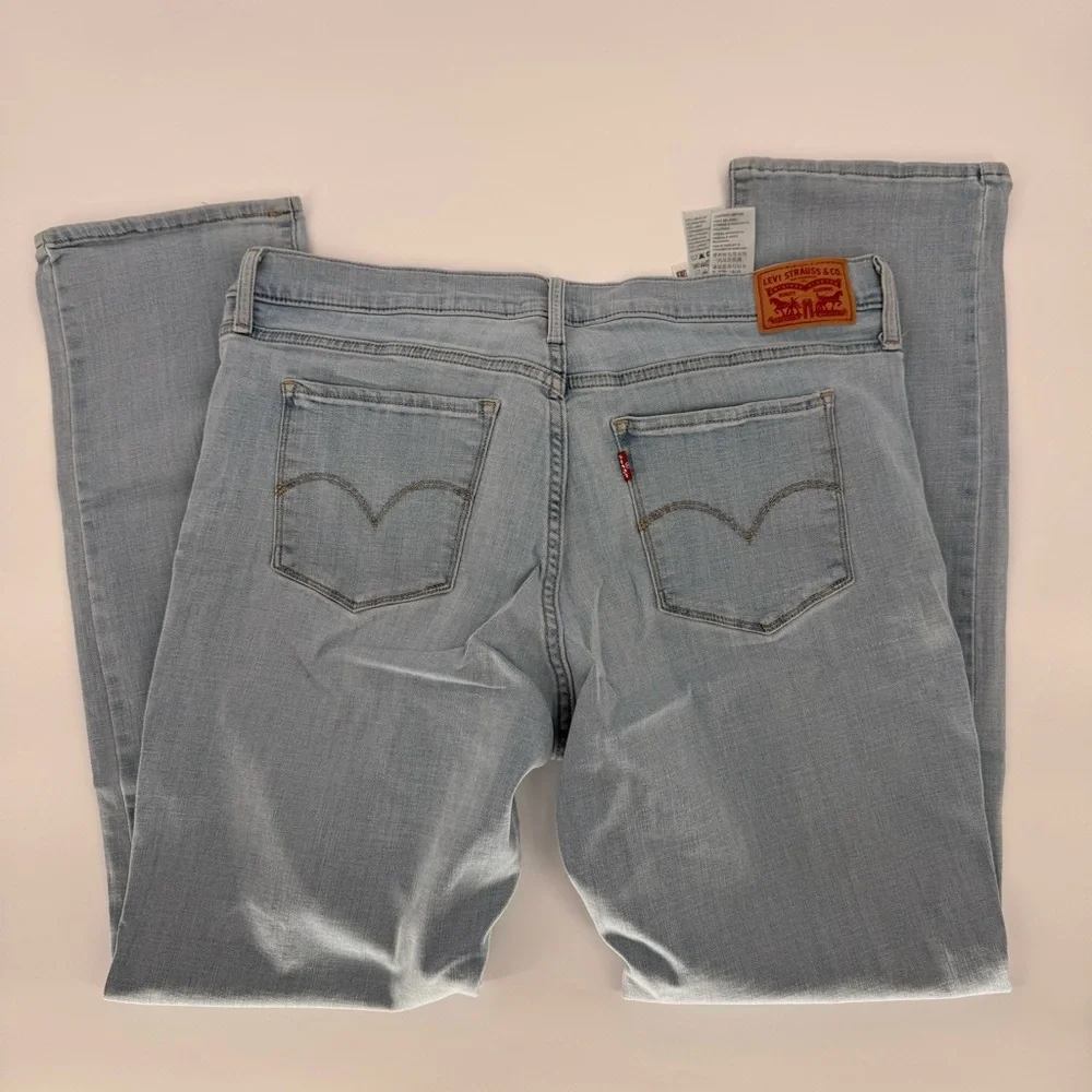 Levi's 314 Light Blue Shaping Straight Women’s Jeans Mid-Rise Size 33x30
