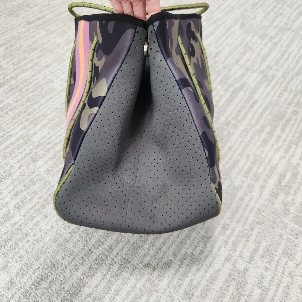 Neoprene large tote bag green camouflage