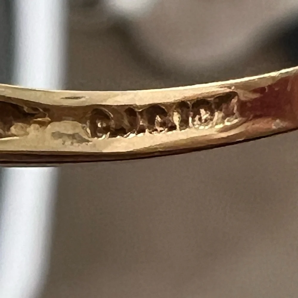 N/A 10kt diamond