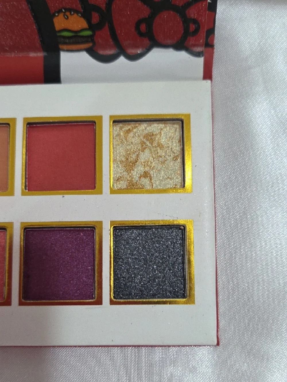 FavorBeauty versatile eyeshadow