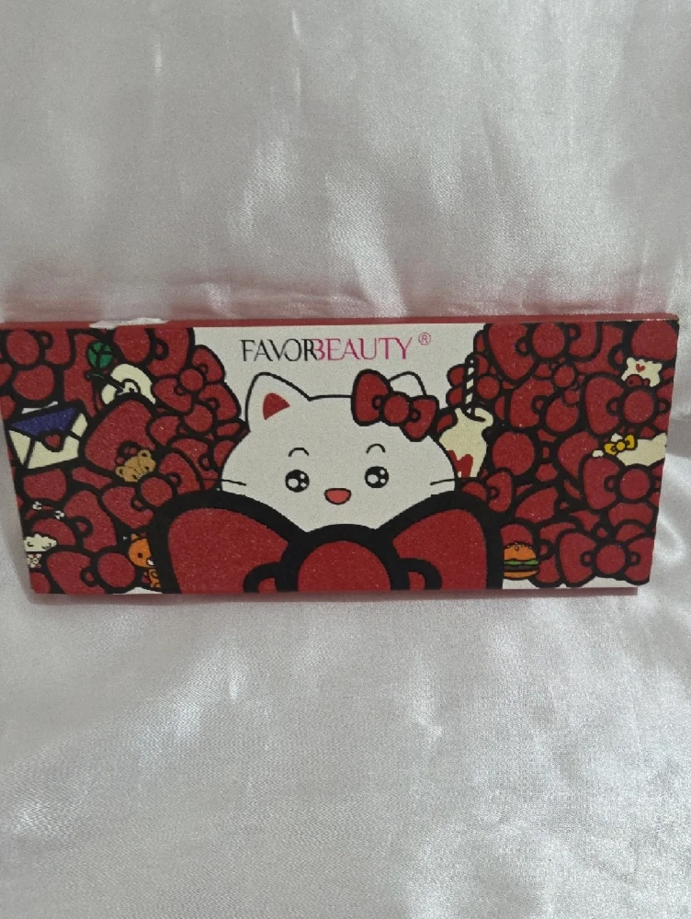 FavorBeauty versatile eyeshadow