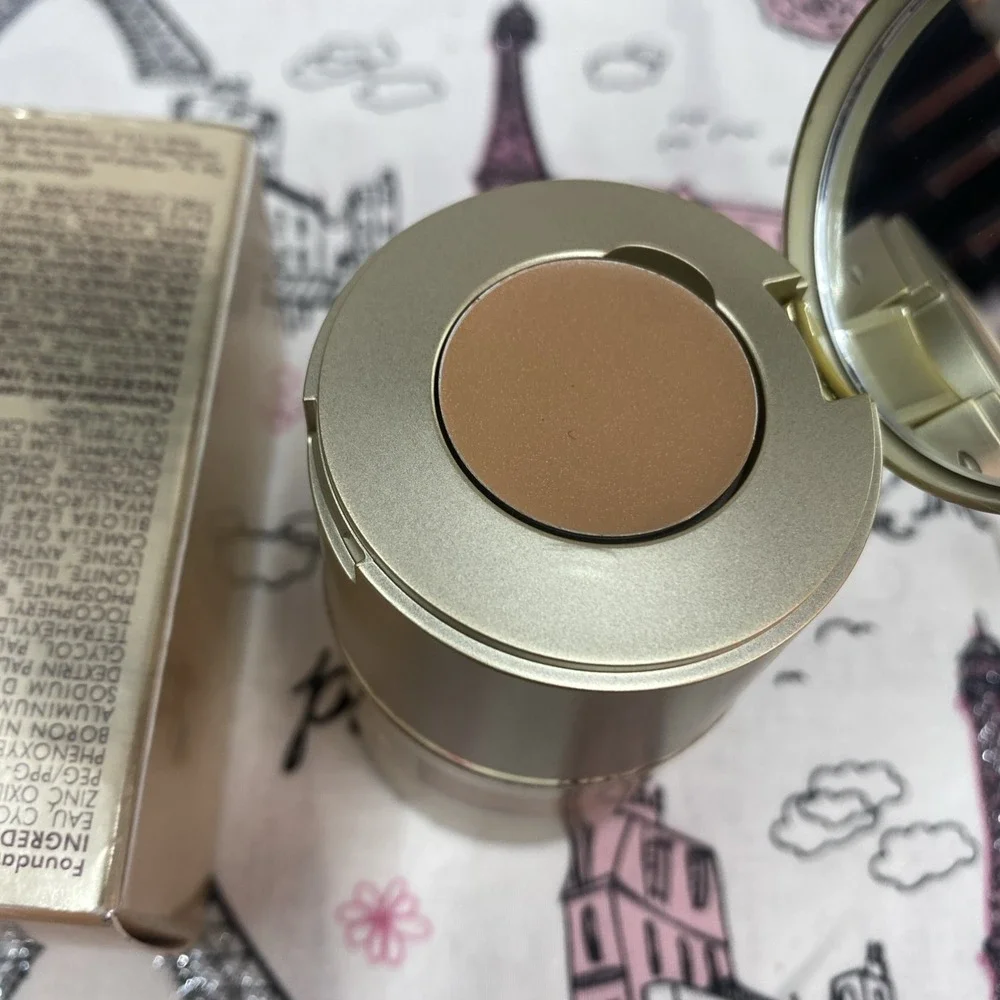 Stila concealer 11