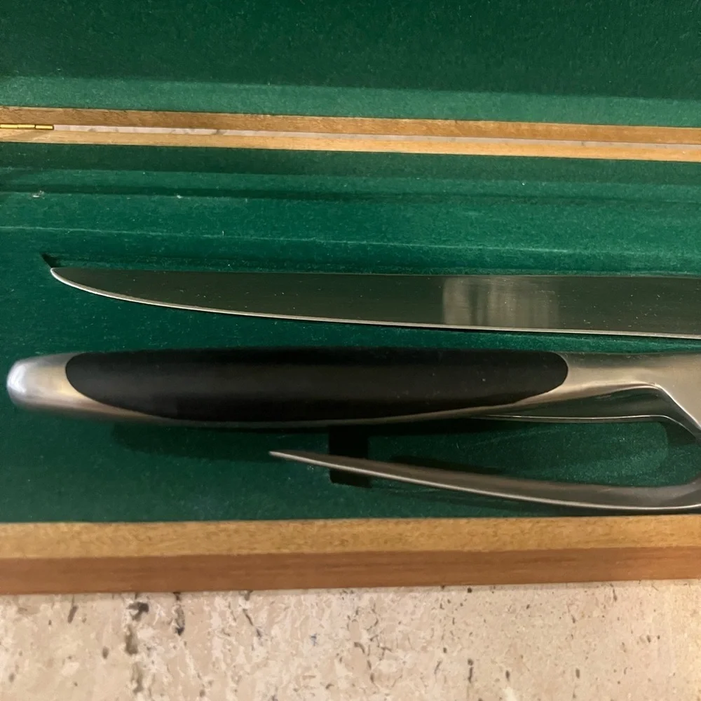 griffon knives used 14”