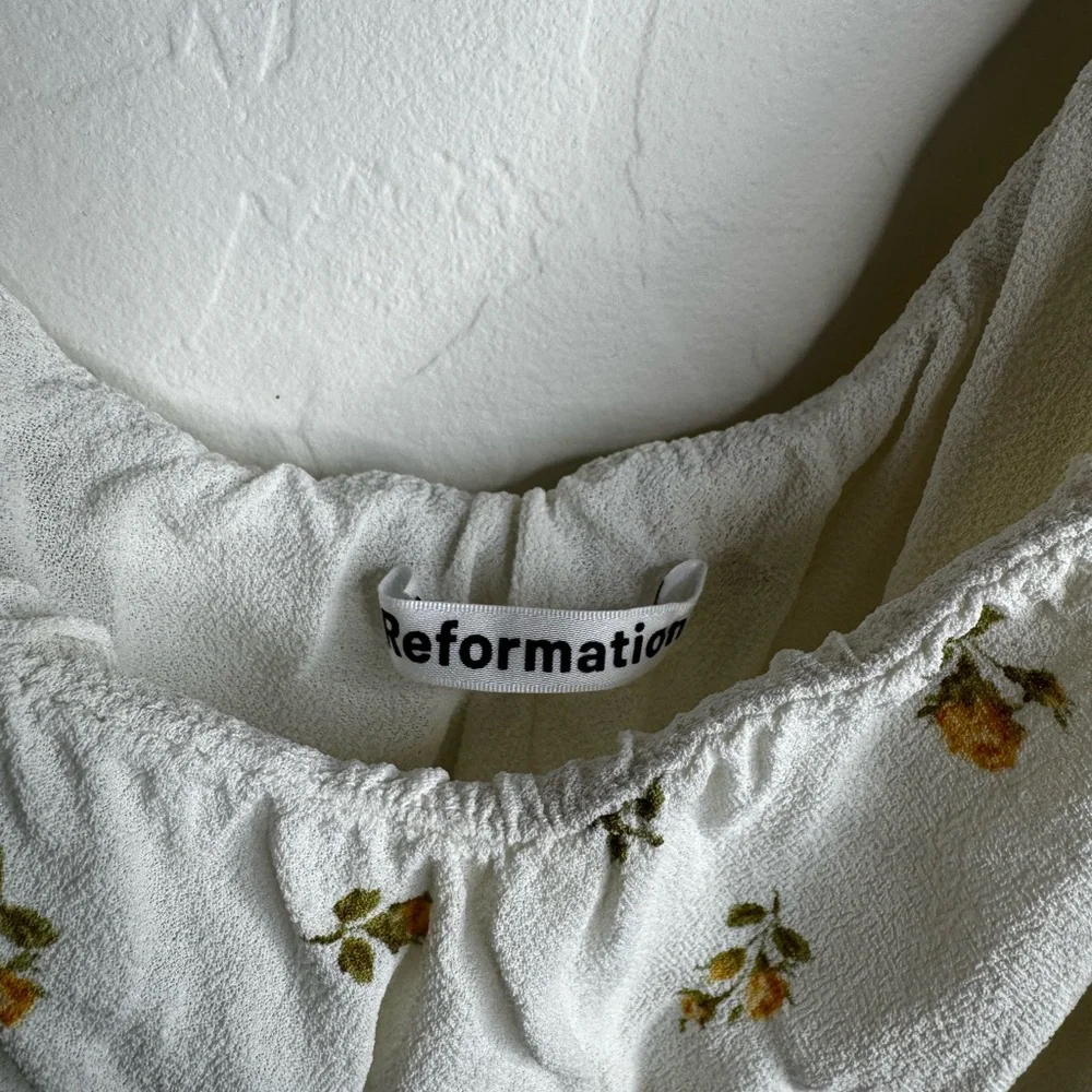 NWT Reformation Cream Puff Sleeve Cropped Floral Blouse