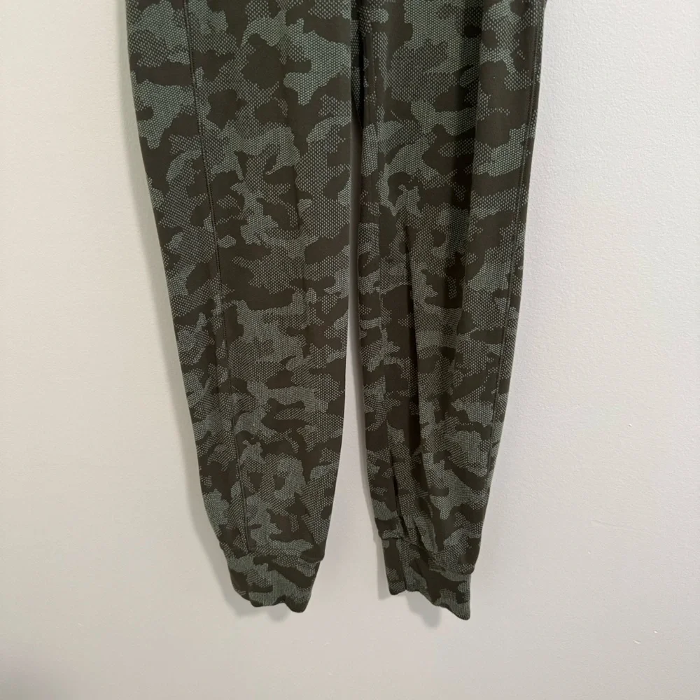 Lululemon Ready to Rulu Jogger in Camo Dark Olive