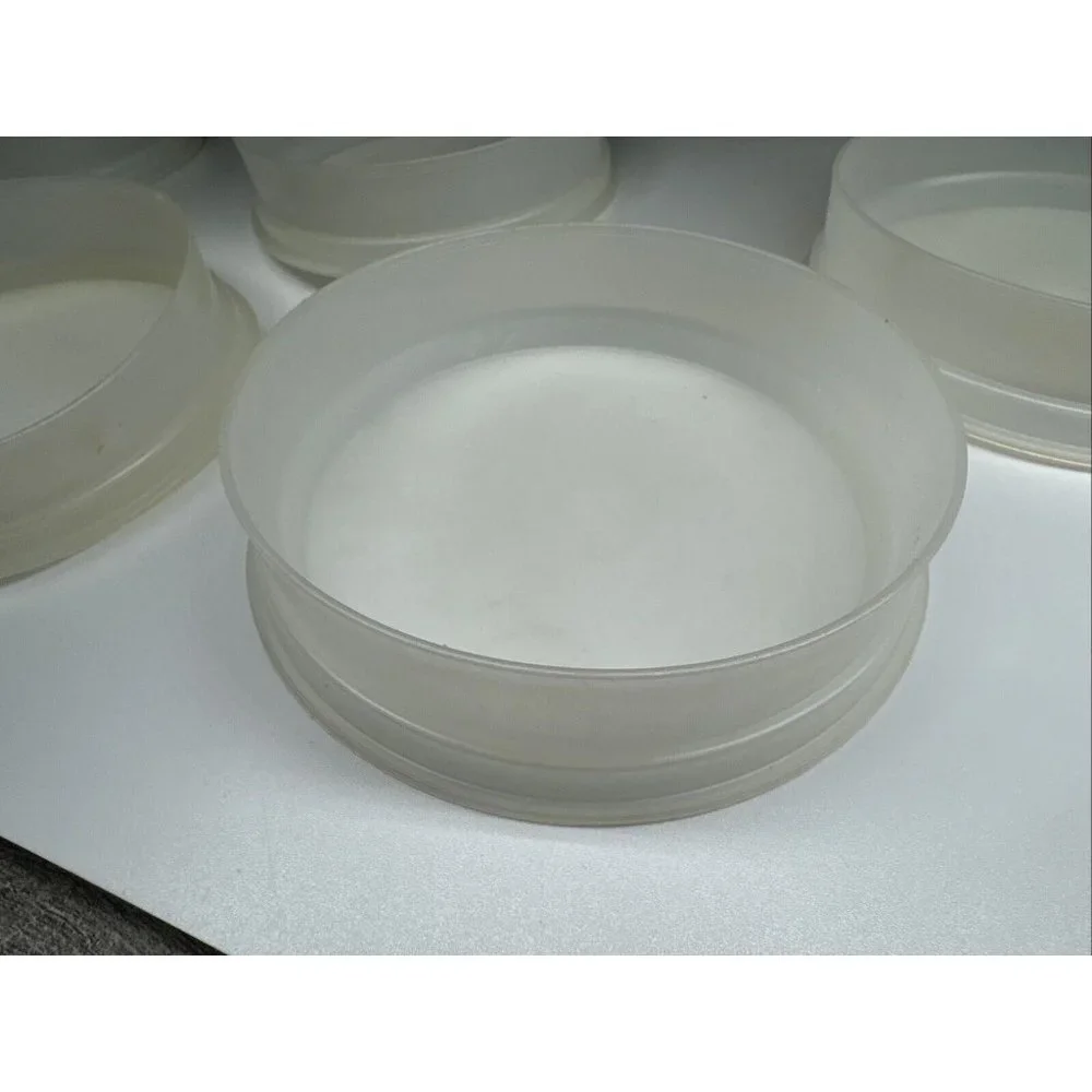 Tupperware vintage approximately