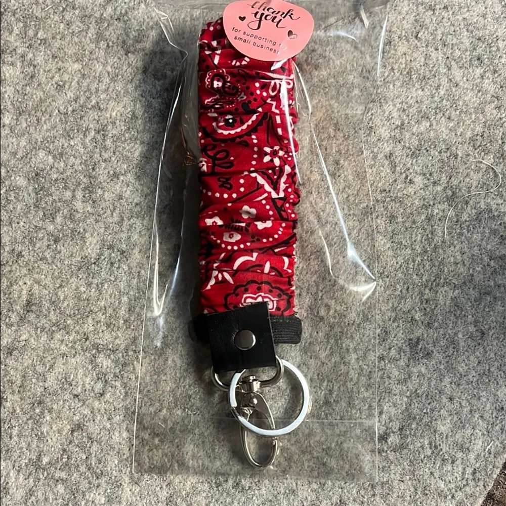 Bandana Print Keychain Wristlet Fabric‎ Key Ring Fob Cute Gift Accessory