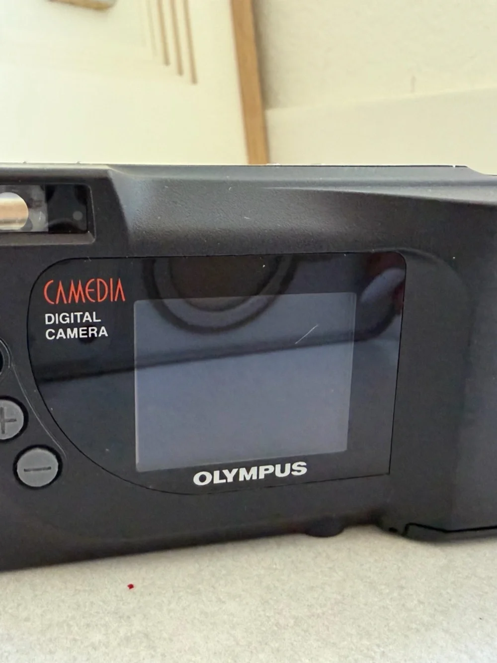 Olympus Camedia D-340R Silver Point-and-Shoot Digital Camera with Accessories