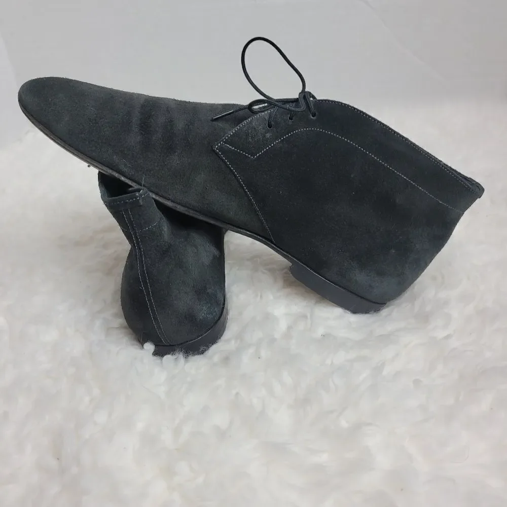 Burberry chukka boots