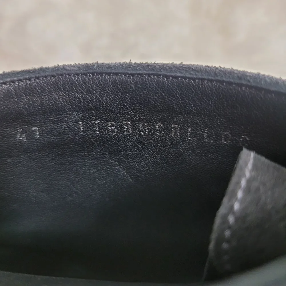 Burberry chukka boots