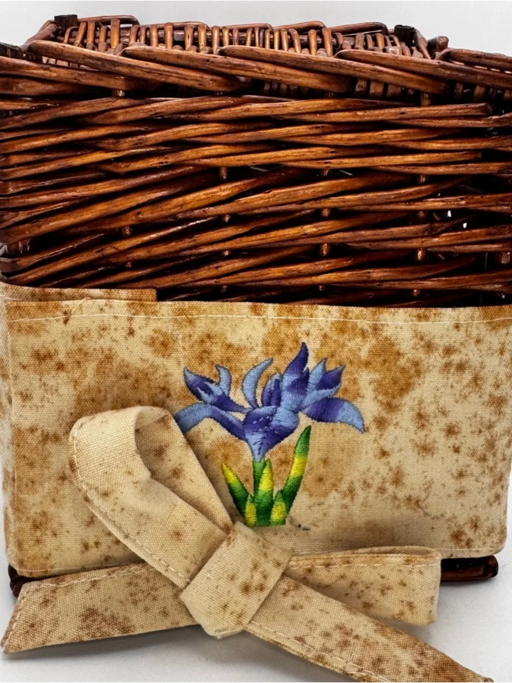 N/A vintage wicker